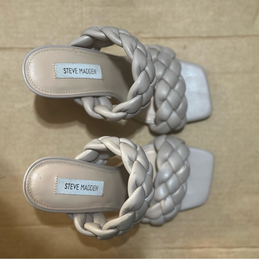 Steve Madden Gray Heels with Braided Design